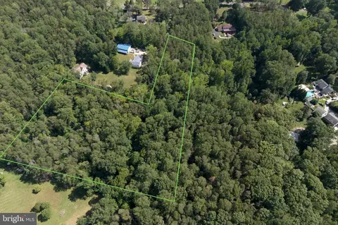 17 Stefaniga Rd # J, Stafford, VA 22556