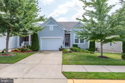 128 Castle Hill Dr, Fredericksburg, VA 22406