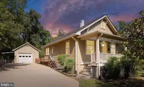 125 Washington St, Fredericksburg, VA 22405