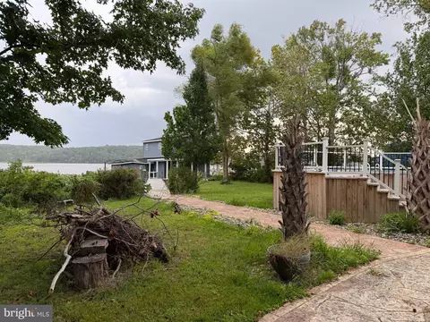 111 Willow Landing Rd, Stafford, VA 22554
