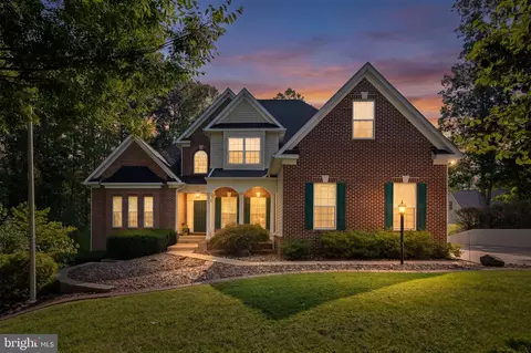 6 Arden Ln, Stafford, VA 22556