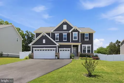 612 Plainview Dr, Fredericksburg, VA 22405