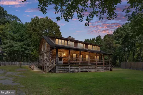 478 Truslow Rd, Fredericksburg, VA 22405