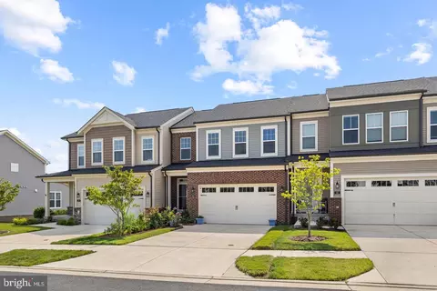 243 Smokebush Dr, Stafford, VA 22554