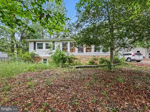 211 Midshipman Cir, Stafford, VA 22554