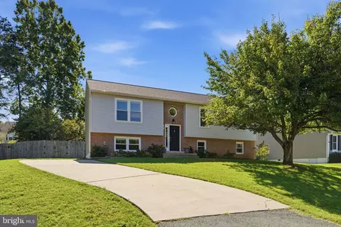 9 Princess St, Stafford, VA 22556