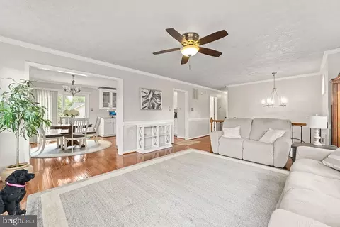 40 Thornberry Ln, Stafford, VA 22556