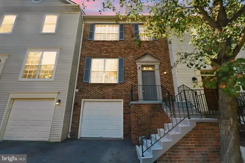 104 Stafford Glen Ct, Stafford, VA 22554