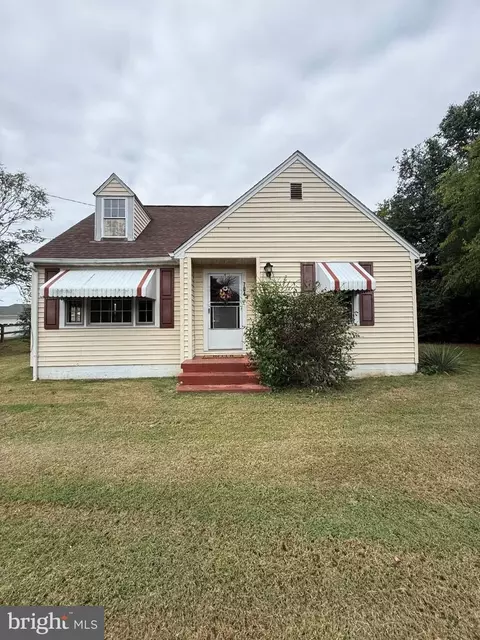 704 Henderson St, Fredericksburg, VA 22405