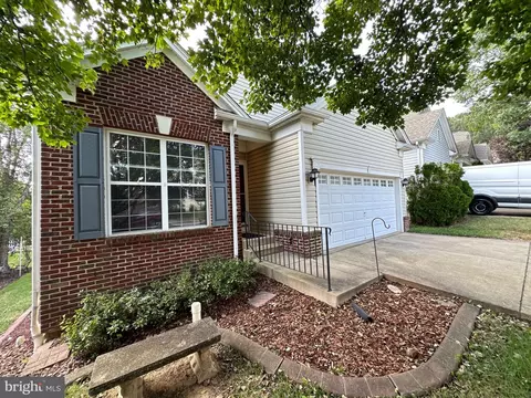 9 Emory Ct, Fredericksburg, VA 22406