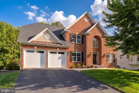 39 Easter Dr, Stafford, VA 22554