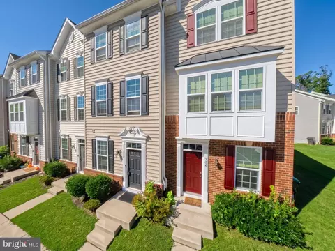 702 River Crest Way, Fredericksburg, VA 22405