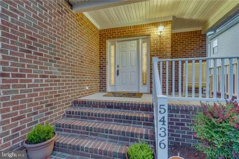 5436 Larissa Ct, Virginia Beach, VA 23464