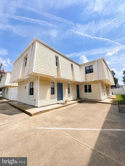 3149 Page Ave #122, Virginia Beach, VA 23451