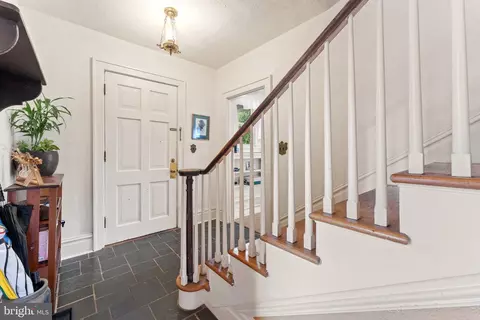 528 Pine Ave, Waynesboro, VA 22980 photo 8