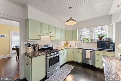 528 Pine Ave, Waynesboro, VA 22980 photo 10