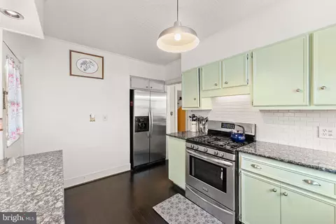528 Pine Ave, Waynesboro, VA 22980 photo 12