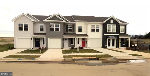 257 Camden Dr, Waynesboro, VA 22980