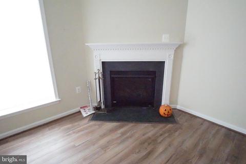 322 3rd St, Colonial Beach, VA 22443 photo 4