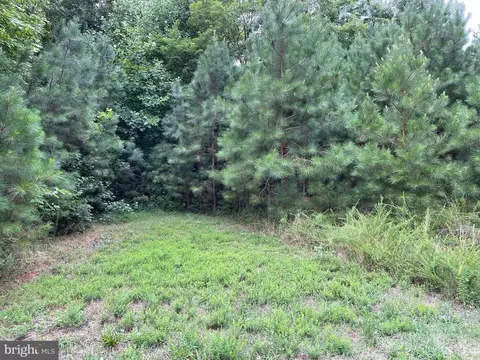 0 Bay Pointe Dr, Montross, VA 22520