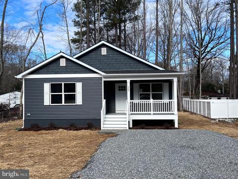 25 Salina Ln, Colonial Beach, VA 22443