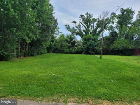 20 Colonial Avenue # 1 3a, Colonial Beach, VA 22443