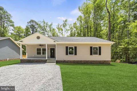 344 Woodbine Dr, Colonial Beach, VA 22443