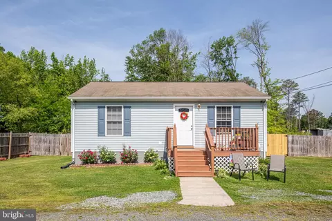 3975 James Monroe Hwy, Colonial Beach, VA 22443