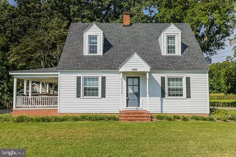 23690 Kings Hwy, Warsaw, VA 22572