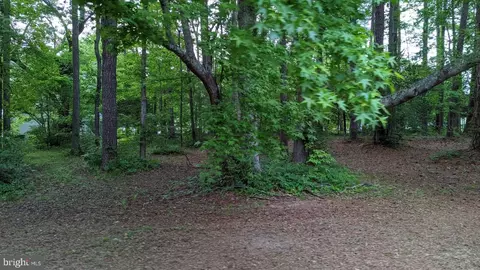 80 South Glebe Road, Montross, VA 22520