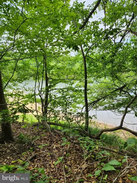 56 Plantation Drive, Montross, VA 22520