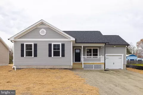115 Pearson Dr, Colonial Beach, VA 22443