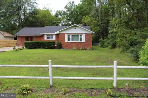 1259 Holly Vista Dr, Colonial Beach, VA 22443