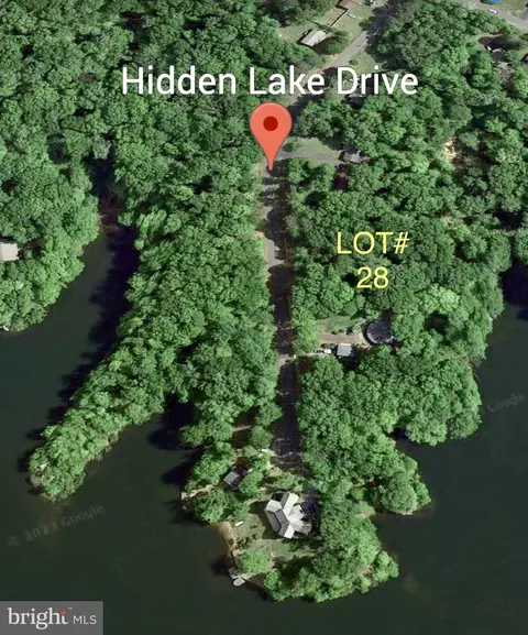 28 Hidden Lake Drive, Montross, VA 22520
