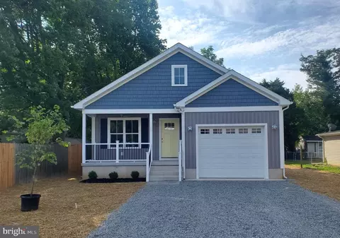130 3rd St, Colonial Beach, VA 22443