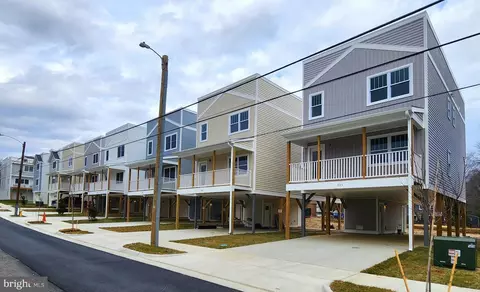 223 Wilder Ave, Colonial Beach, VA 22443