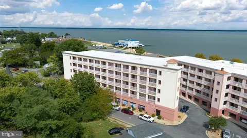 103 Irving #302, Colonial Beach, VA 22443