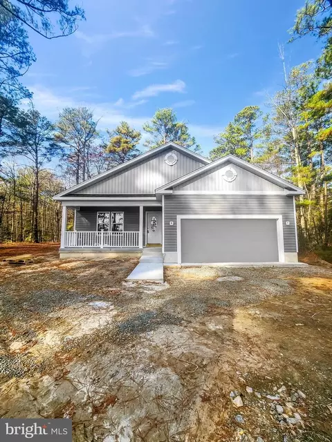 322 Currioman Dr, Montross, VA 22520