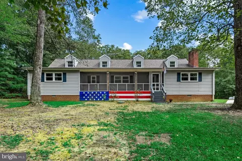 3989 Stratford Hall Rd, Montross, VA 22520