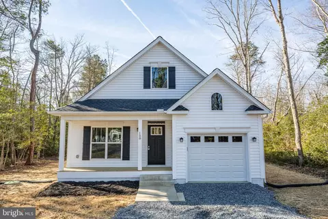 156 Shorewood Dr, Colonial Beach, VA 22443