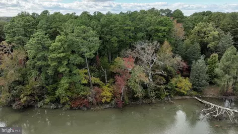 44 Shore Lane, Kinsale, VA 22488