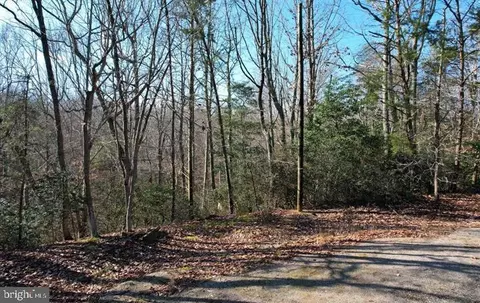 65 Duke Court, Montross, VA 22520