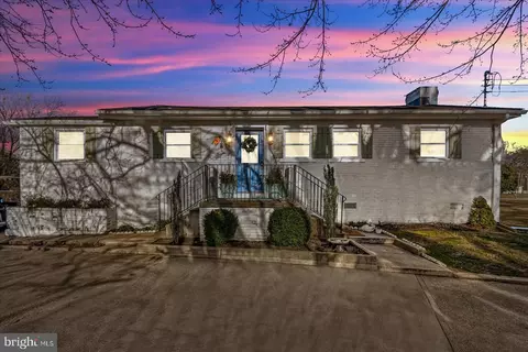 1045 Ebb Tide Dr, Colonial Beach, VA 22443