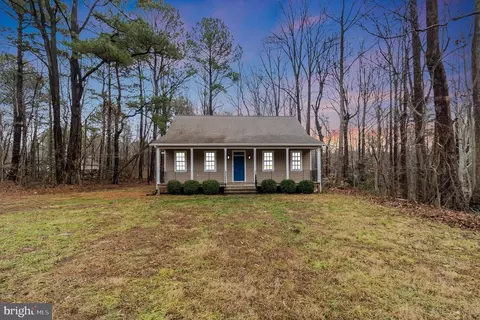 300 Traveller Cir, Montross, VA 22520