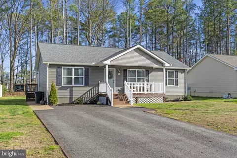 92 Rustic Ln, Colonial Beach, VA 22443 photo 2