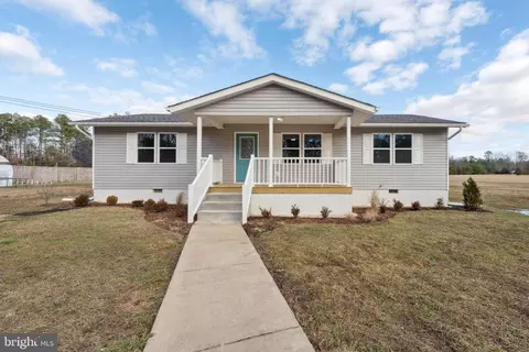 839 Macedonia Ln, Colonial Beach, VA 22443