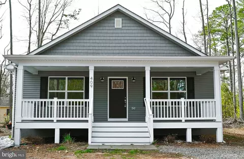 409 Shorewood Dr, Colonial Beach, VA 22443