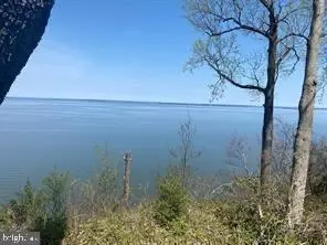 lot Apt 183 North Independence Dr, Montross, VA 22520