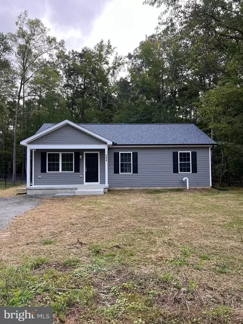 284 Shorewood Dr, Colonial Beach, VA 22443