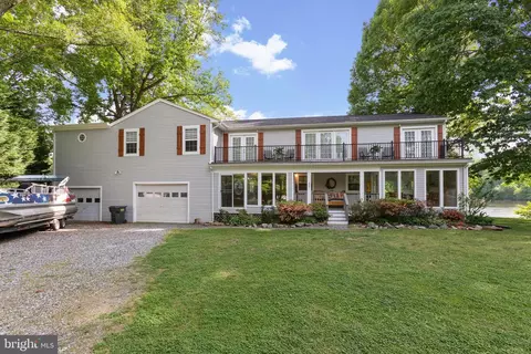600 Riverview Rd, Montross, VA 22520